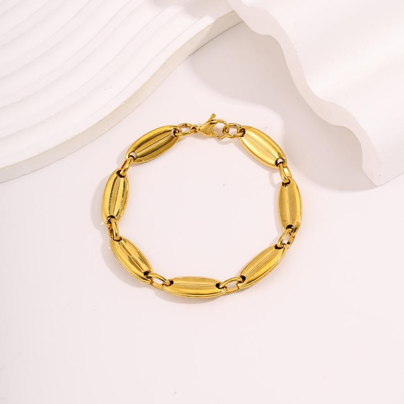 European and American light luxury high-end gold bracelet girls fashion trend high value titanium steel bracelet does not fade jewelry