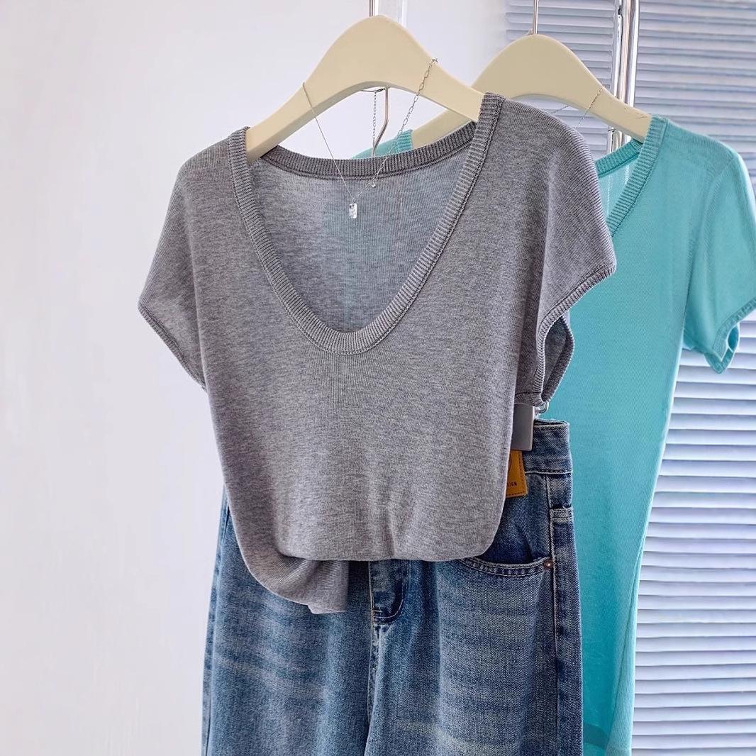 

European Style U-Neck Women s Slimming Knitted Tee - Summer 2025 Short-Sleeve Base Shirt L