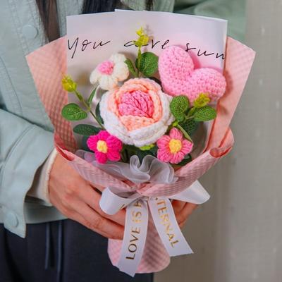 New Handmade Crochet Flower Bouquet Eternal Bag Knitted Rose Bouquet Unique Heart-Shaped Bouquet Valentine’s Day Gift