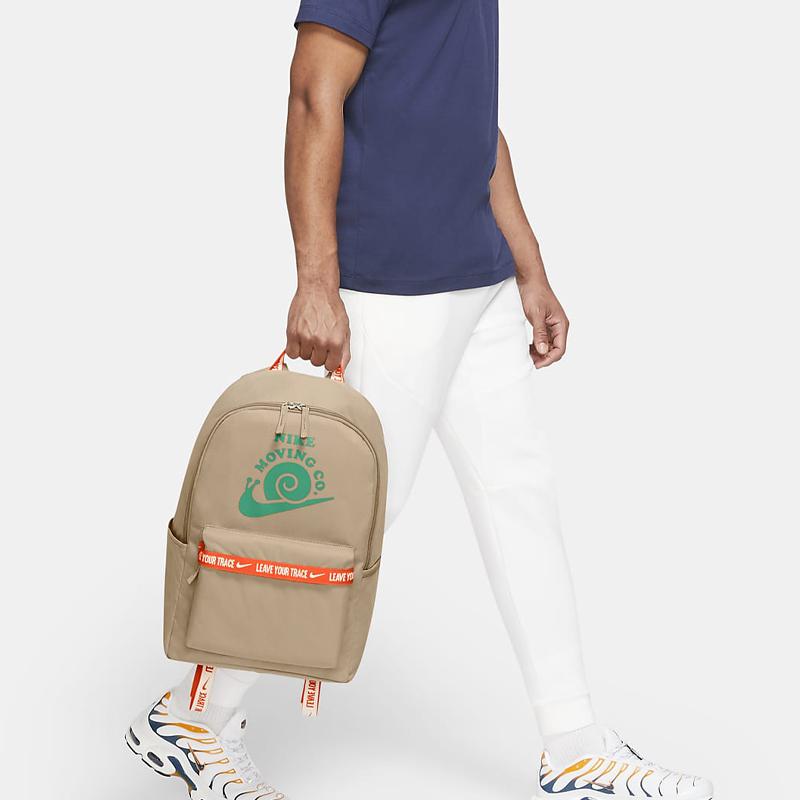 New Nike Heritage Polyester Backpack Regular Unisex Khaki DV6070-200