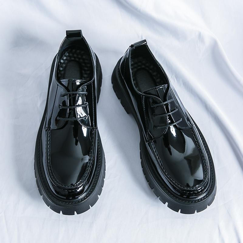 Fashion Men's casual trend thick soled leather shoes lace up Black versatile style Party Wedding outdoor men Hot selling Casual Shoes