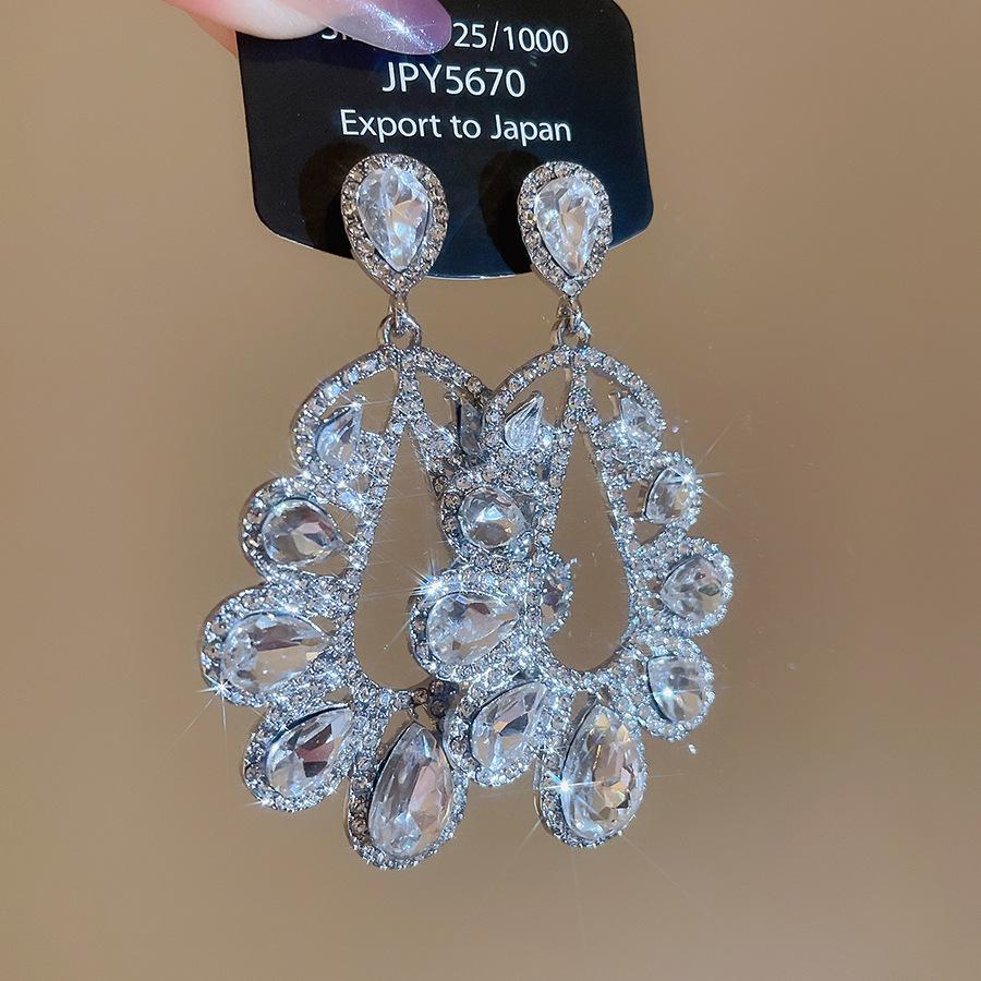 Silver needle with diamonds hollow water drop pendant earrings elegant temperament earrings exquisite earrings women