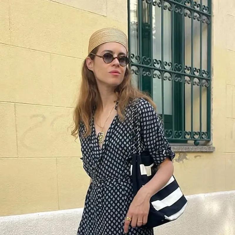 100% Natural Straw Flat Pillbox Hat Berets Women Vintage Raffia Fedoras Summer Party Charming Wedding Party Medicine Boater Hat