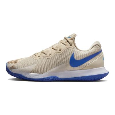 حذاء رياضي Court Zoom Vapor Cage 4 Rafa Sanddrift Game Royal للرجال باللون الوردي الجامعي والأزرق والأبيض DD1579-104