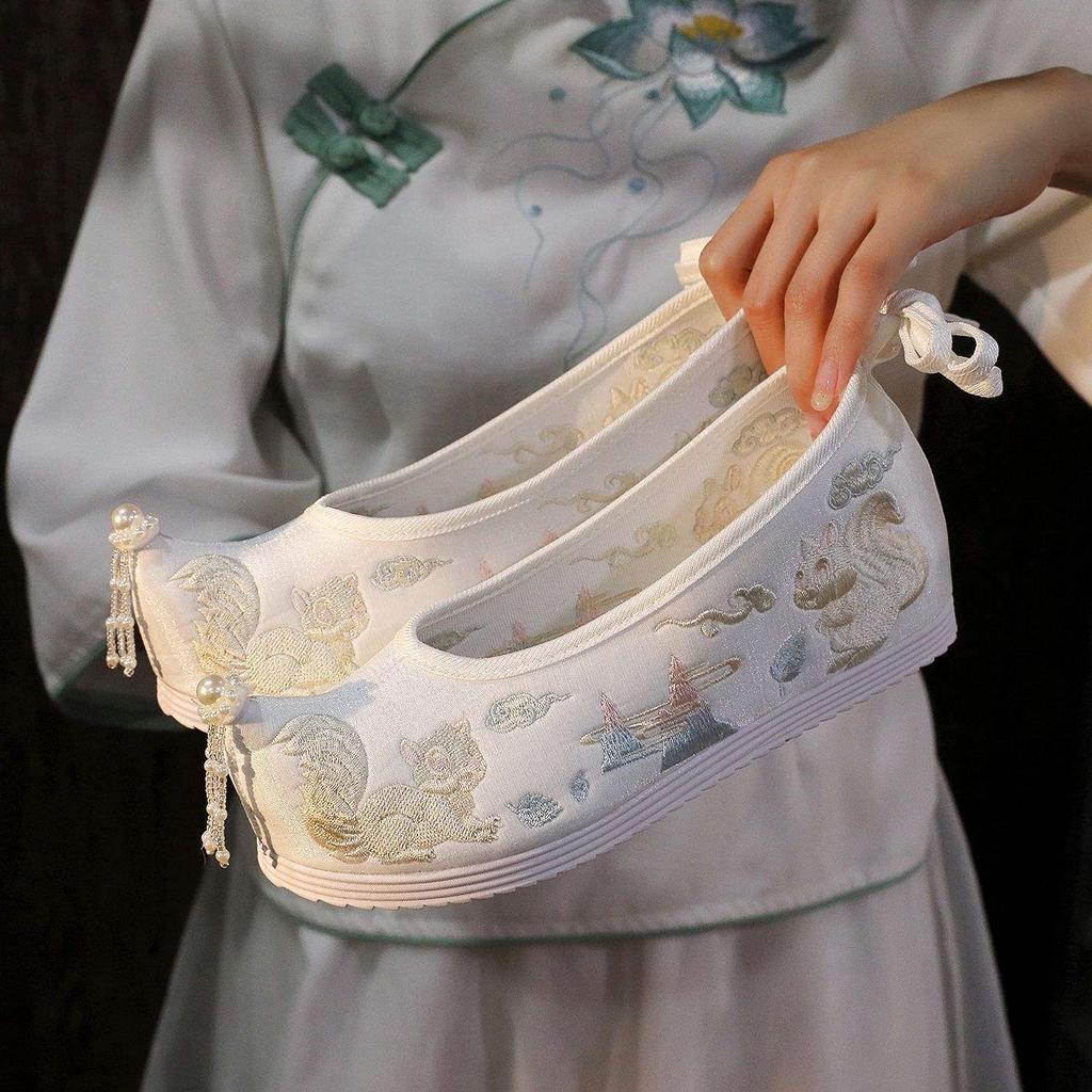 New inner shoes Hanfu women's shoes bow shoes embroidered shoes upturned new Chinese style ancient shoes