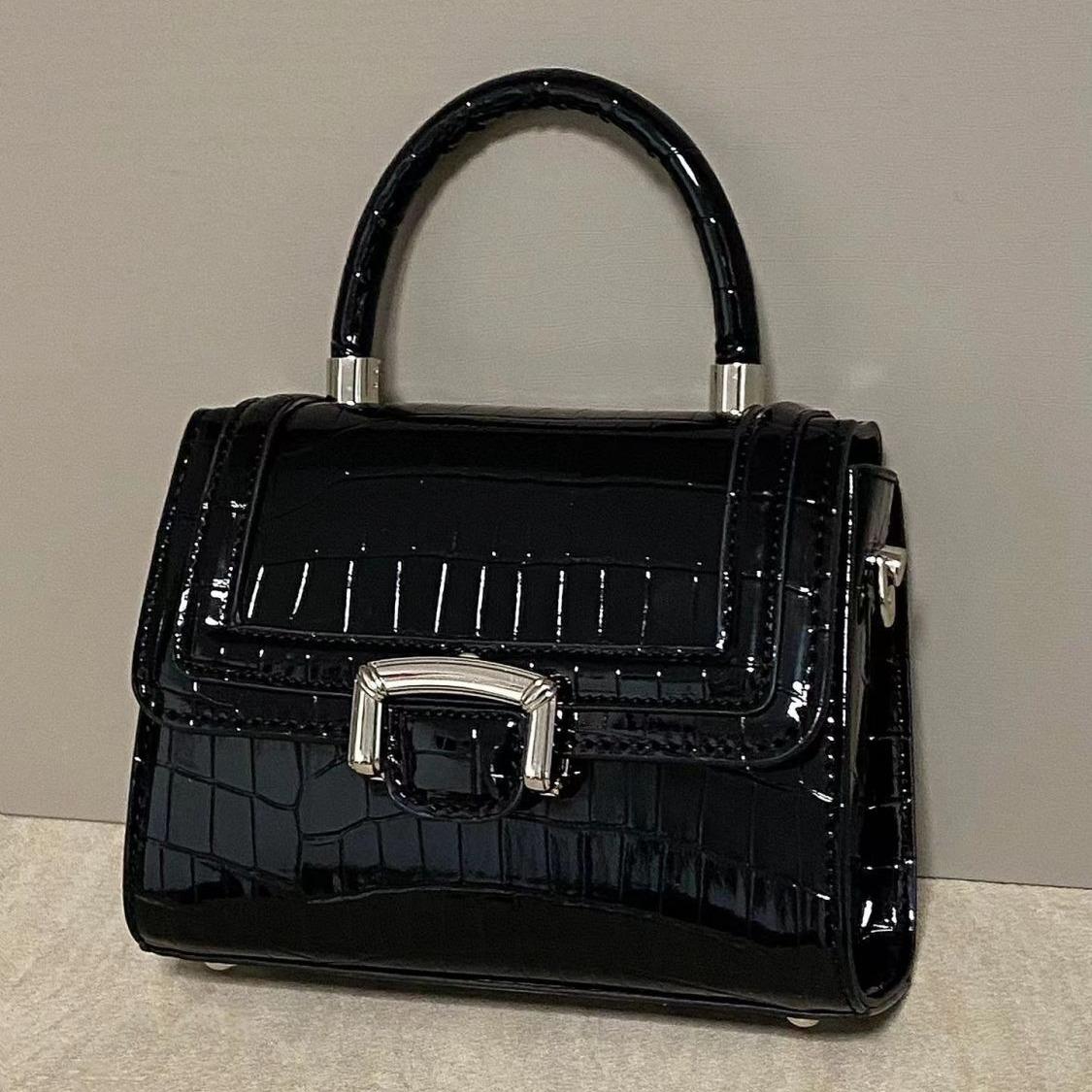 Niche Design High-End Crocodile Pattern Small Square Bag New Fashion Commuter Handbag Single Shoulder Crossbody Bag чёрный