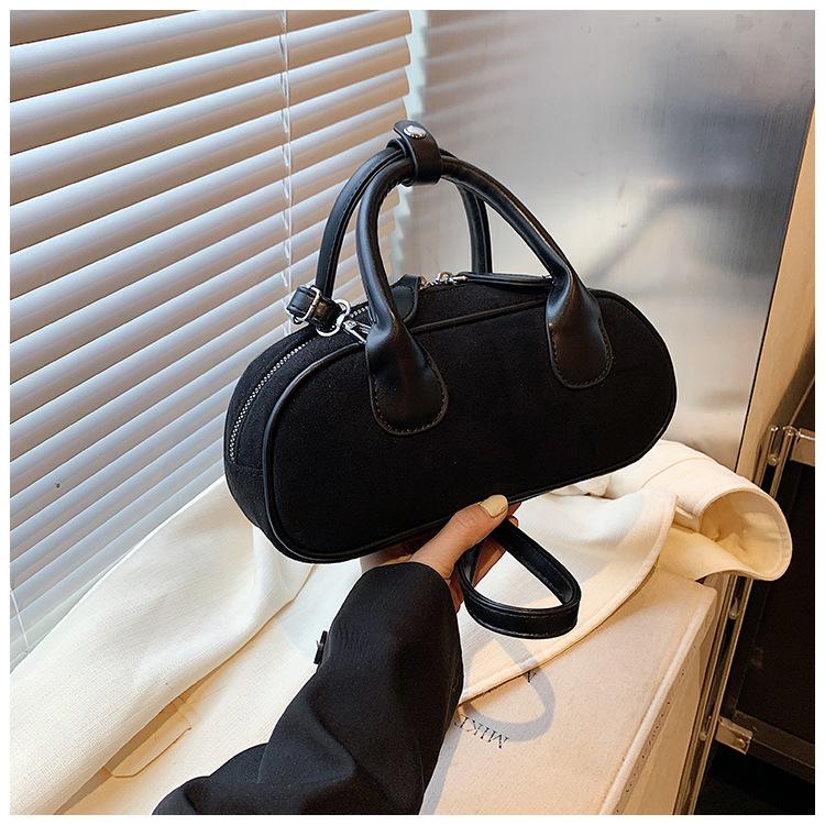 Vintage Matte Bowling Bag Women's High-end Sense Medieval Portable Pillow Bag Suede Shoulder Messenger Bag