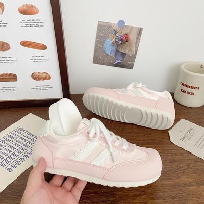 Sommer dünne atmungsaktive Moral Trainingsschuhe Damen 2025 neue vielseitige Milch Fufu kleine weiße Schuhe flachsohlige Freizeitschuhe