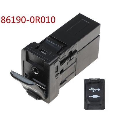 Puerto Auxiliar/USB de la Consola Central para Modelos Toyota