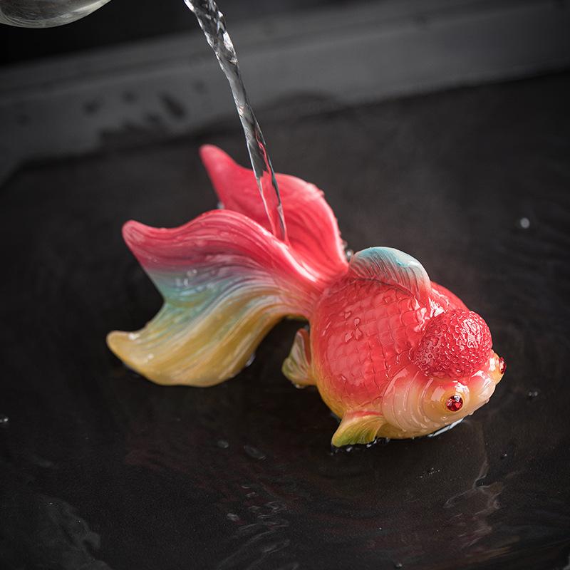 Feng Shui Color-changing Tea Pet, Small Goldfish Ornament, a Wealth Attraction Masterpiece, Bringing Good Fortune. Koi Fish Can