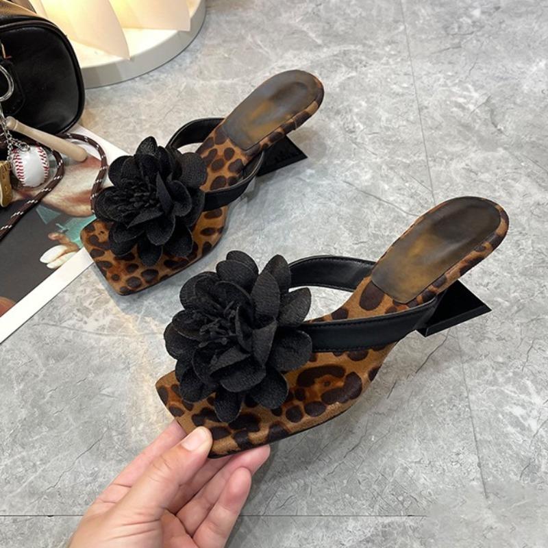 

Fashion Leopard Flowers High Heels Women Sandals Party Square Toe Dress Shoes Summer Slippers 2025 New Designer New Female Slides 35