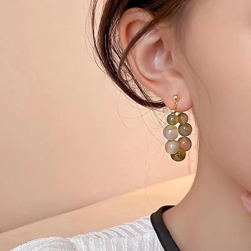 Elegante ethnische Jade-Perlenohrringe für Damen - Farbenfrohes Nischendesign