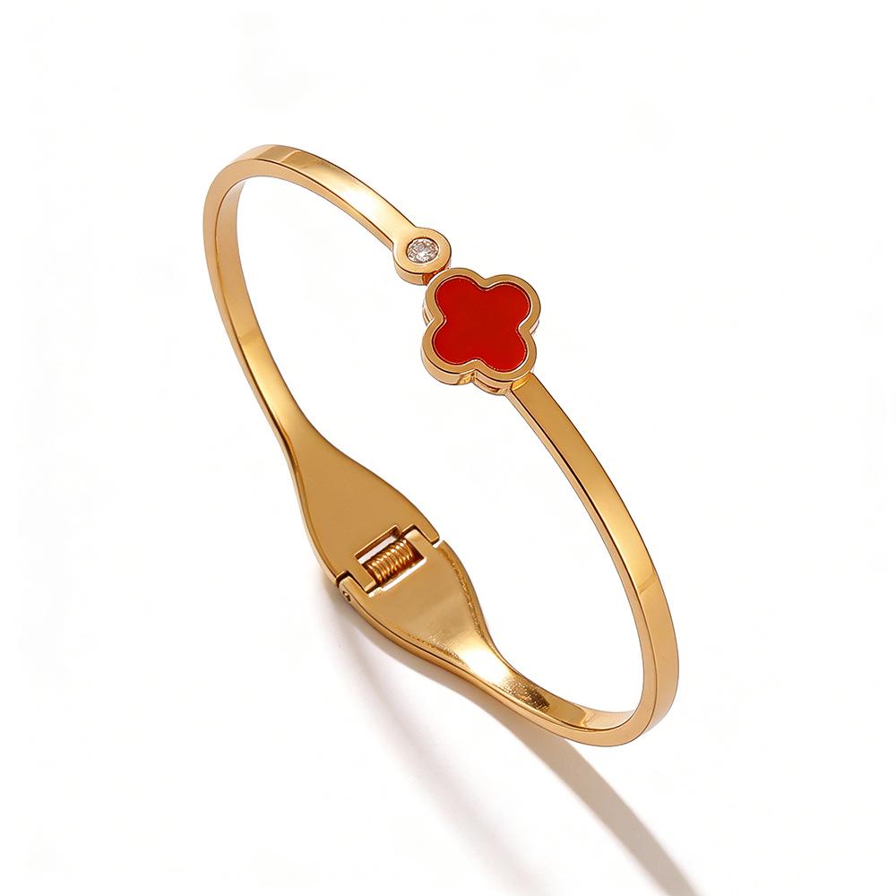 Γυναικείο Βραχιόλι Τιτανίου με Επιχρύσωση, Ανθεκτικό στο Χρώμα, Τετράφυλλο Τριφύλλι