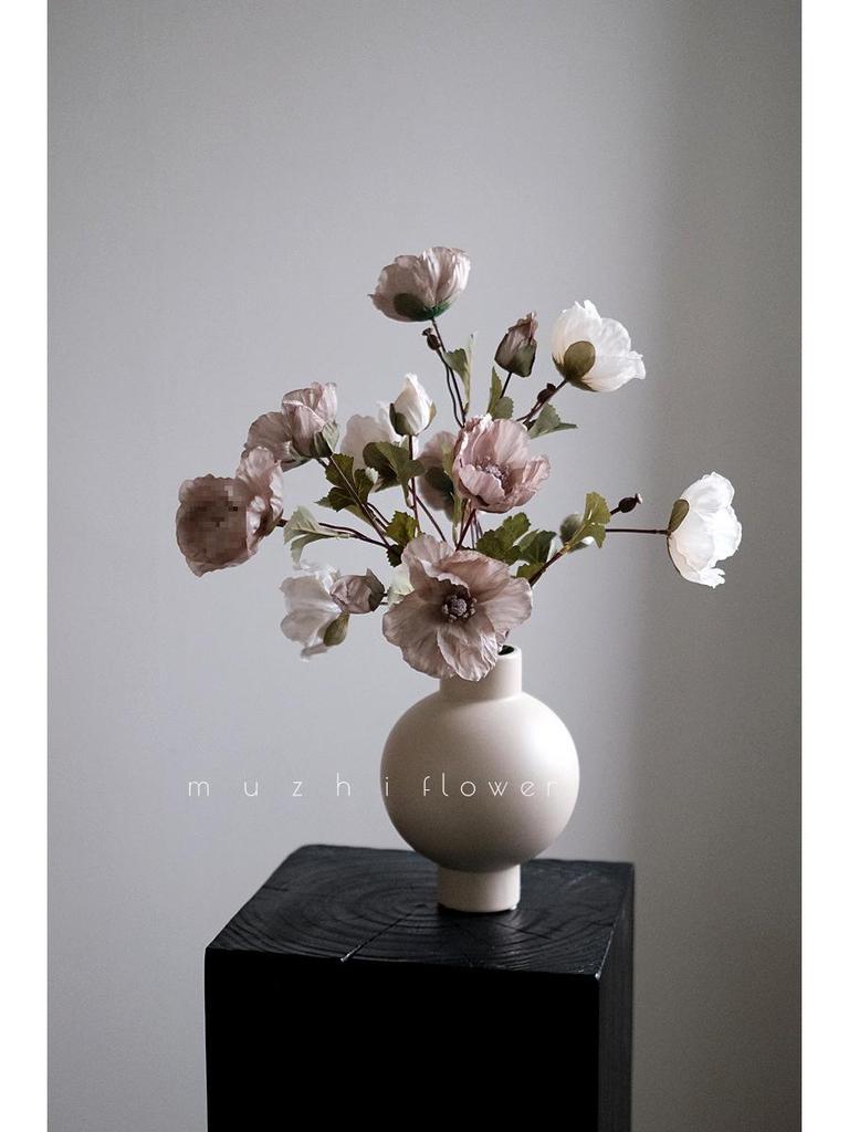 Vallmo Konstblommor - Lyxig Blomsterbukett för Vardagsrumsinredning