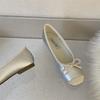 Flat-bottomed One-piece Slip-on Women's Shoes, New Style Shoes