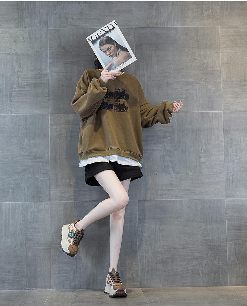 Women's 2025 Spring Thick-Soled Fashion Sneakers - Height-Boosting, Trendy, and Versatile Design.