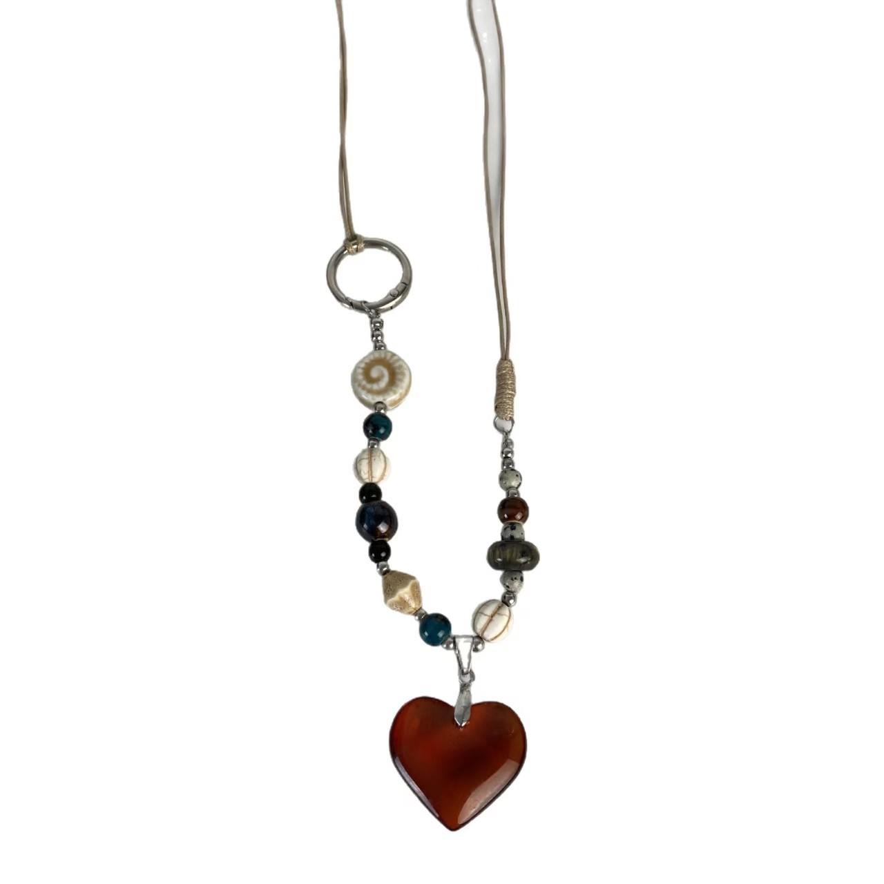 

Ceramic love beaded pendant necklace retro ethnic style niche collarbone chain light luxury high-end temperament jewelry women