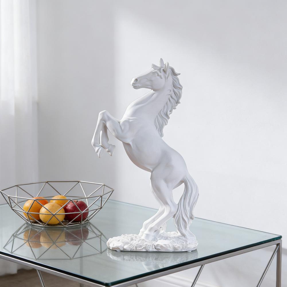Horse Feng Shui Ornament Horse Desk Ornament Simulated Horse Figurine Resin Statue Fengshui Wealth Ornament Good Luck for Home