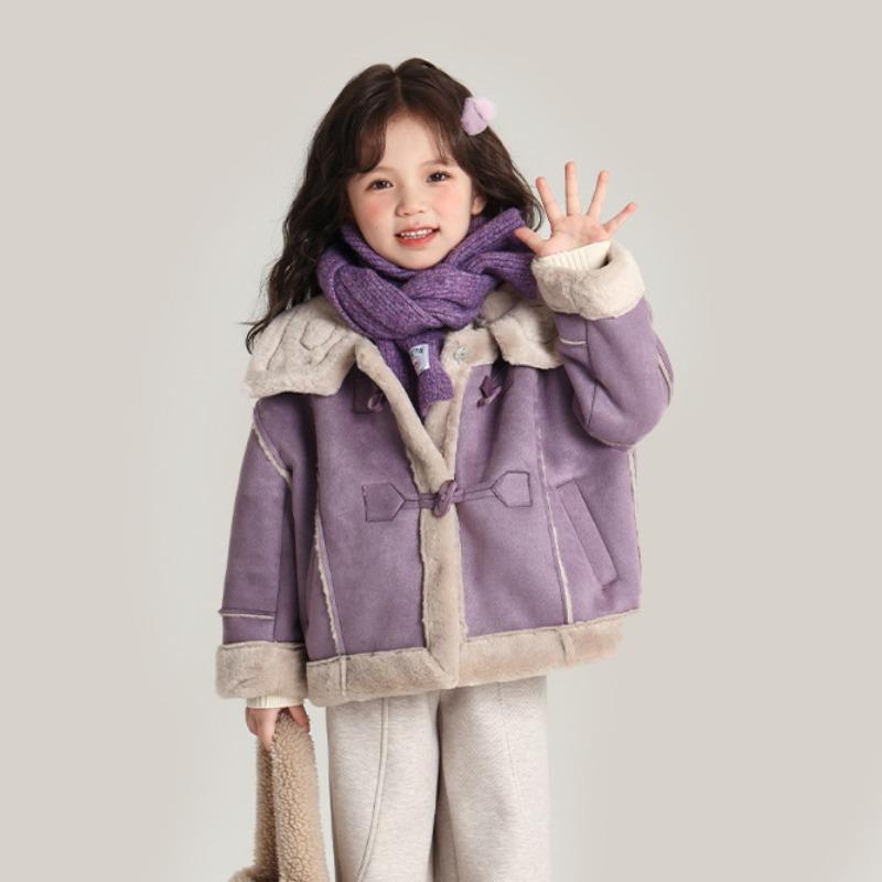 

Новое зимнее утепленное пальто для девочек на флисовой подкладке 140cm фиолетовый