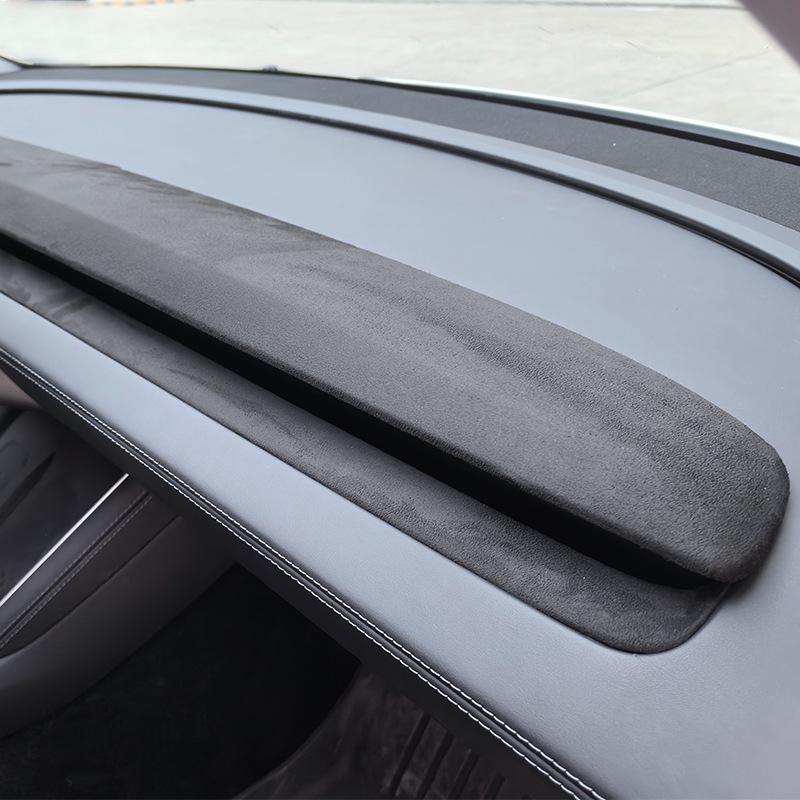 

Compatible with Tesla Updated Model 3/Y/YL/YS Suede Dashboard Air Vent Trim Strip White
