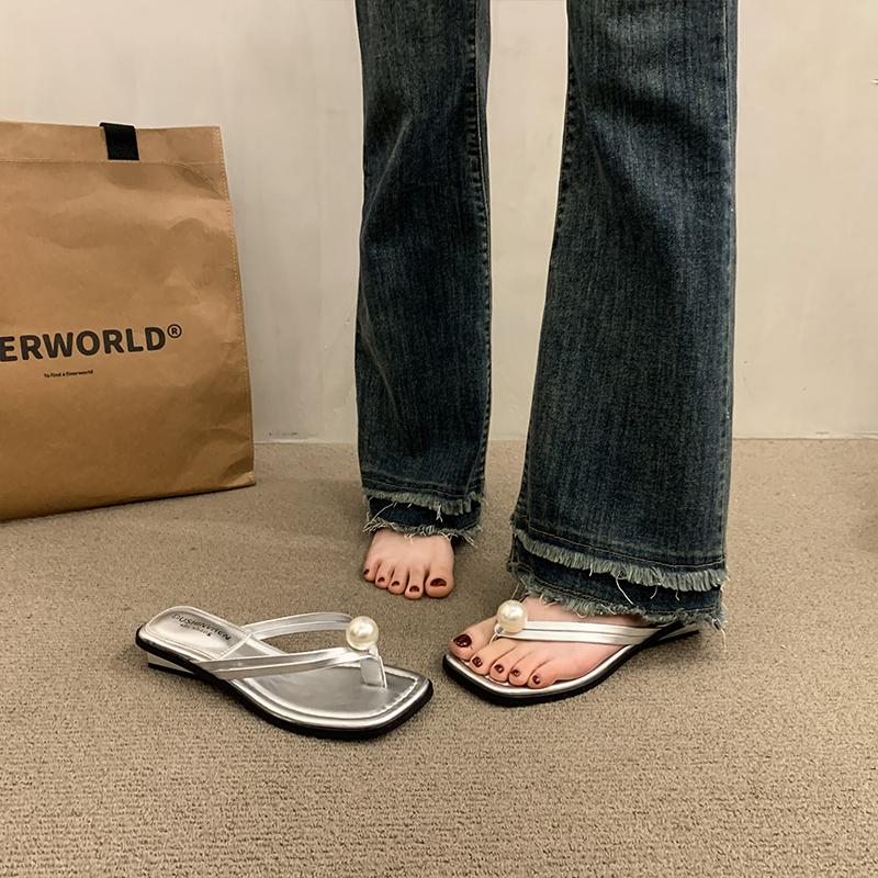 Fashion Rubber Flip Flops Slippers Women Summer String Bead Slides Female Shoes Fashion Hawaiian 2025 Beach Soft Luxury Flat Scandals