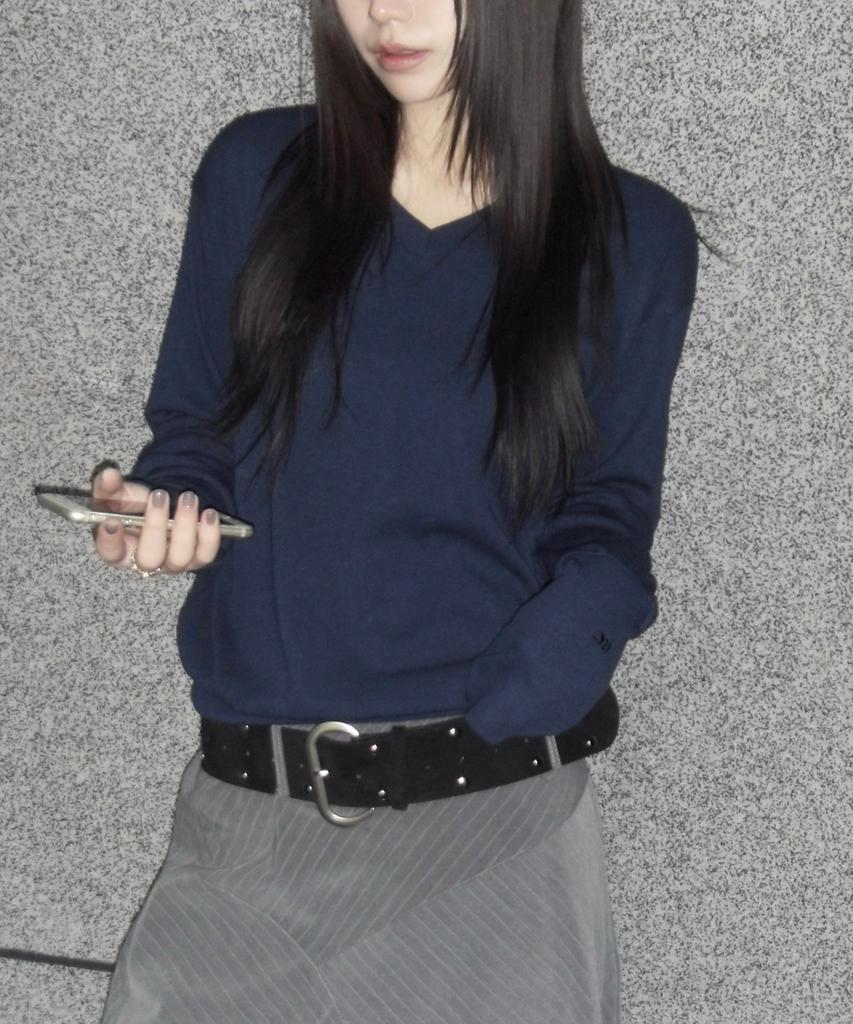 CHICKS Soft V-Neck Buttoned Long Sleeve Navy