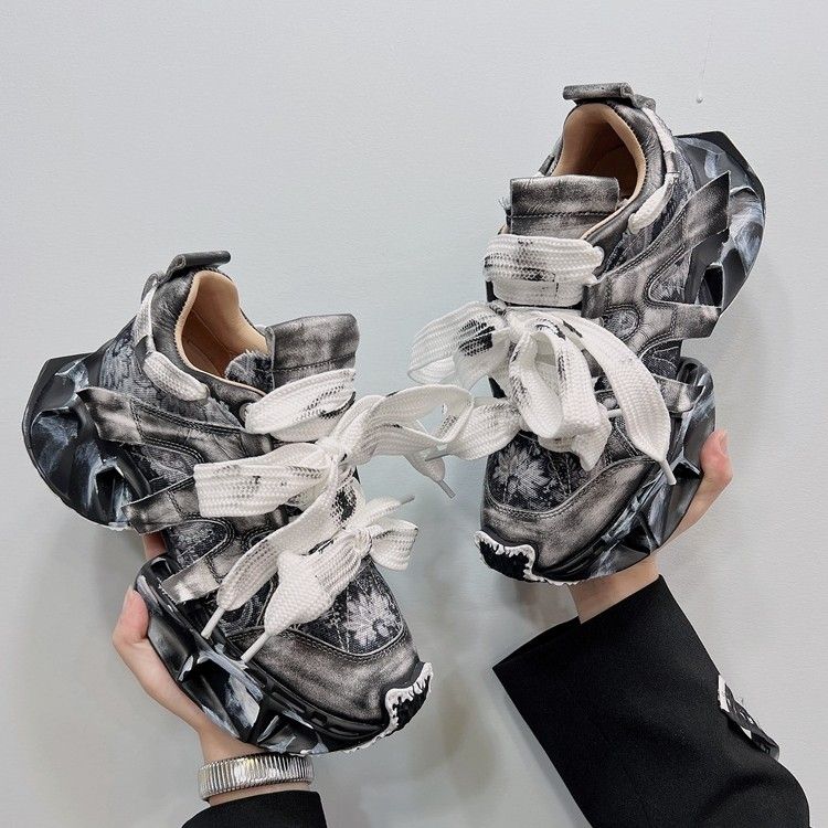 Fashion Platform Women graffiti Shoes Designer Sneakers Fashion Outdoor Flats Causal Lace Up Shoes Female Breathable Ladies Footwear