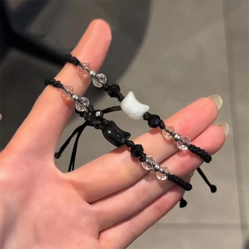 2Pcs Cute Cat Pendant Hand Woven Bracelets  Versatile Women Daily Vacation Wearing Jewelry Gift