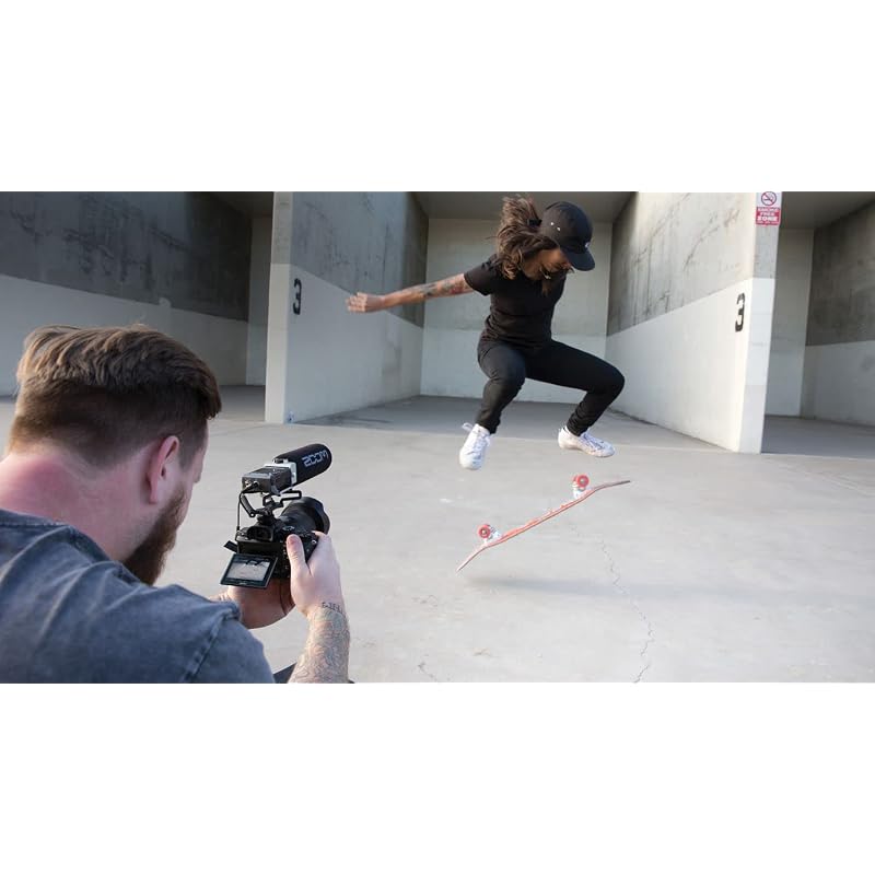 ZOOM MCL-1 Lavalier Microphone Clip for Lavalier Microphones - Compatible with Lavalier Microphones - Ideal for Video Production, Interviews, and Live