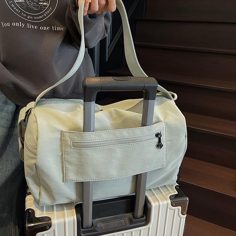 Women's Yoga and Fitness Bag: Lightweight, Wet/Dry Separation, Large Capacity for Travel and Swimming.
