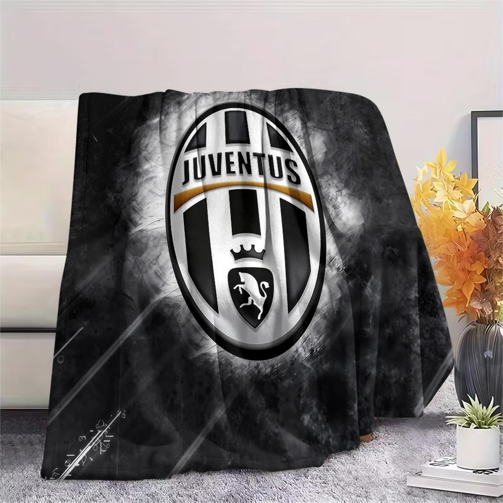 Juventus FC,pattern Flannel Blanket, High Quality Comfortable for All Seasons, Home Decor, Warmth and Comfort, Perfect for Gifts.