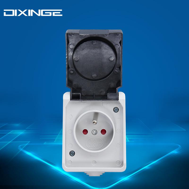 Waterproof IP44 Surface-Mounted French Bathroom Power Socket with Lid