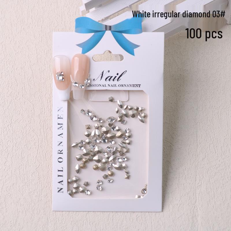 

Новый маникюр 2024: Нерегулярные стразы в форме сердца прозрачного, белого, розового и голубого цветов. Блестящие стразы для ногтей своими руками.