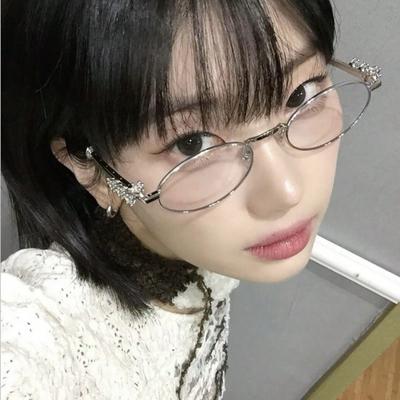1pc Women's Metallic Oval Narrow Frame Rhinestone-Inlaid Fashion Glasses, Y2K Vintage Kawaii Plain Eyewear for Daily Styling Glasses Accessories