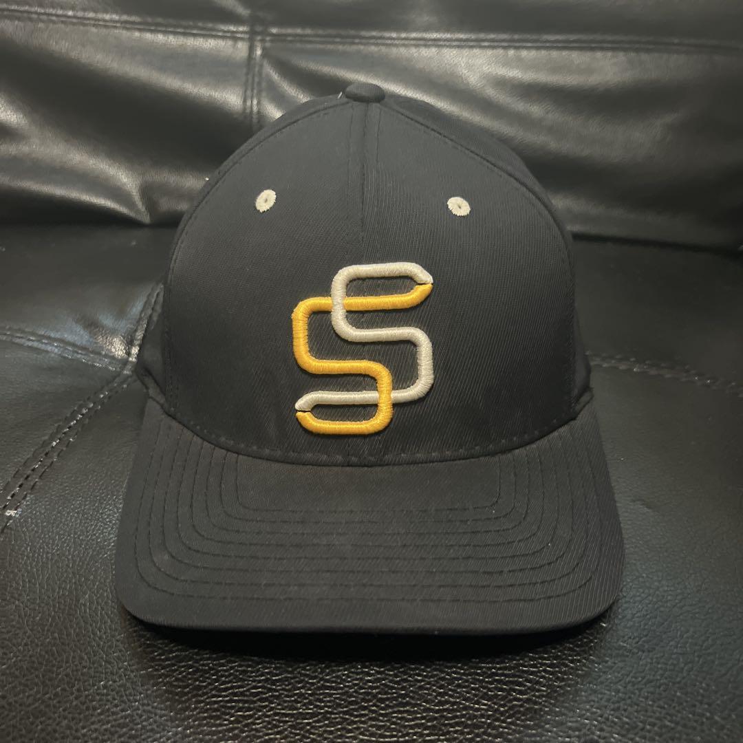 

[USED] 90 s STUSSY Black Cap, Size S-M