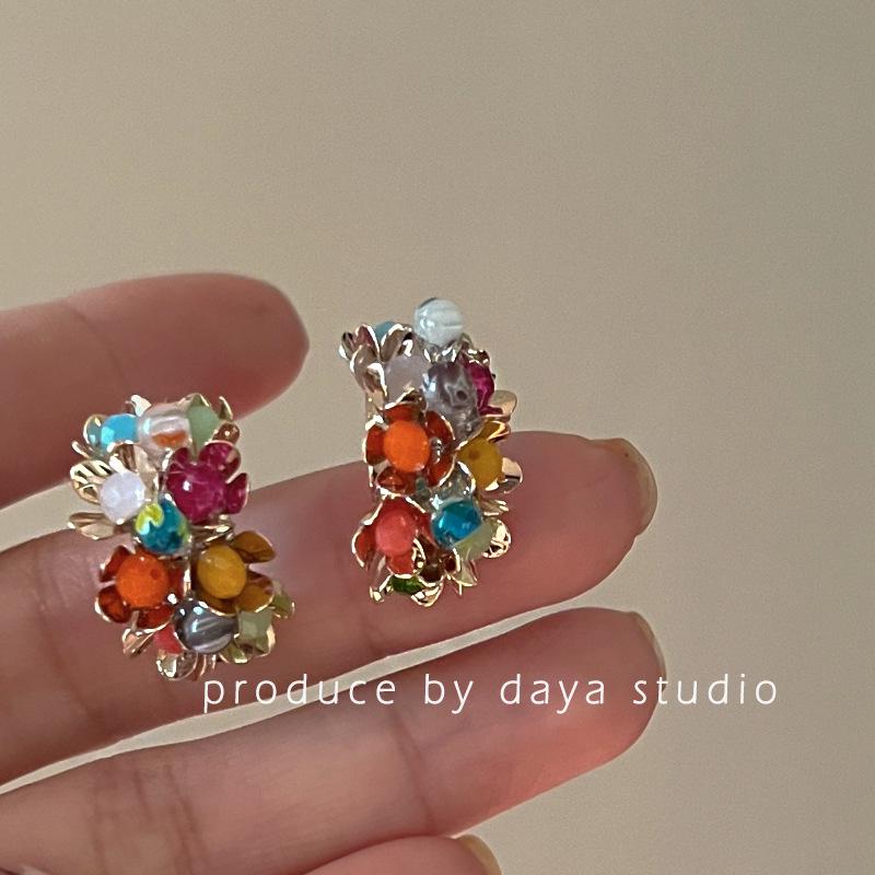 French Retro Zircon Pearl Stud Earrings - Elegant, Versatile Light Luxury Design for Women