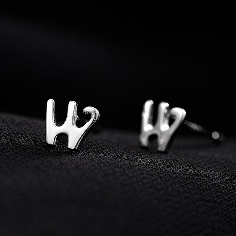 Banyan Tree S925 Silver English Alphabet Earrings for Women - Small, Comfortable, Single Earrings for Sleeping