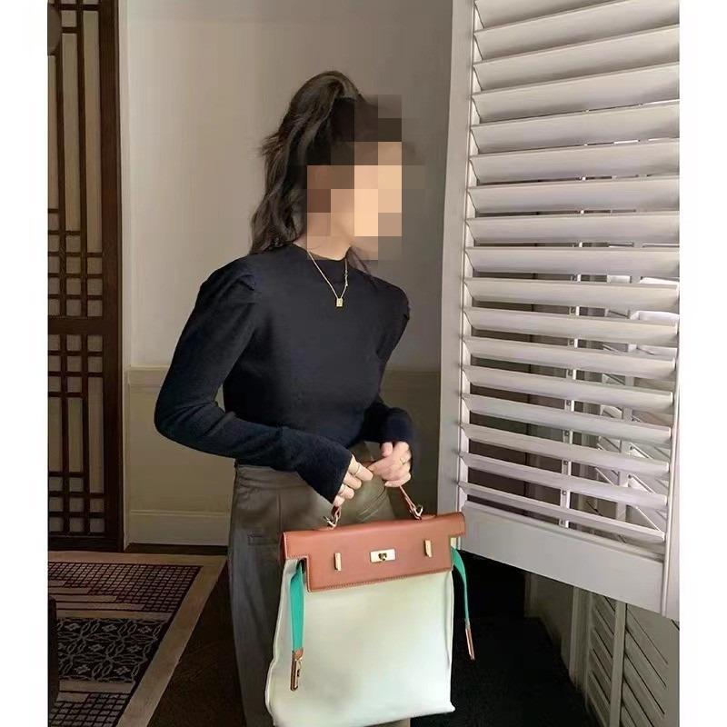 Semi-turtleneck sweater bottoming shirt for women with new autumn and winter design sense slim-fitting bubble long-sleeved knitted sweater for women