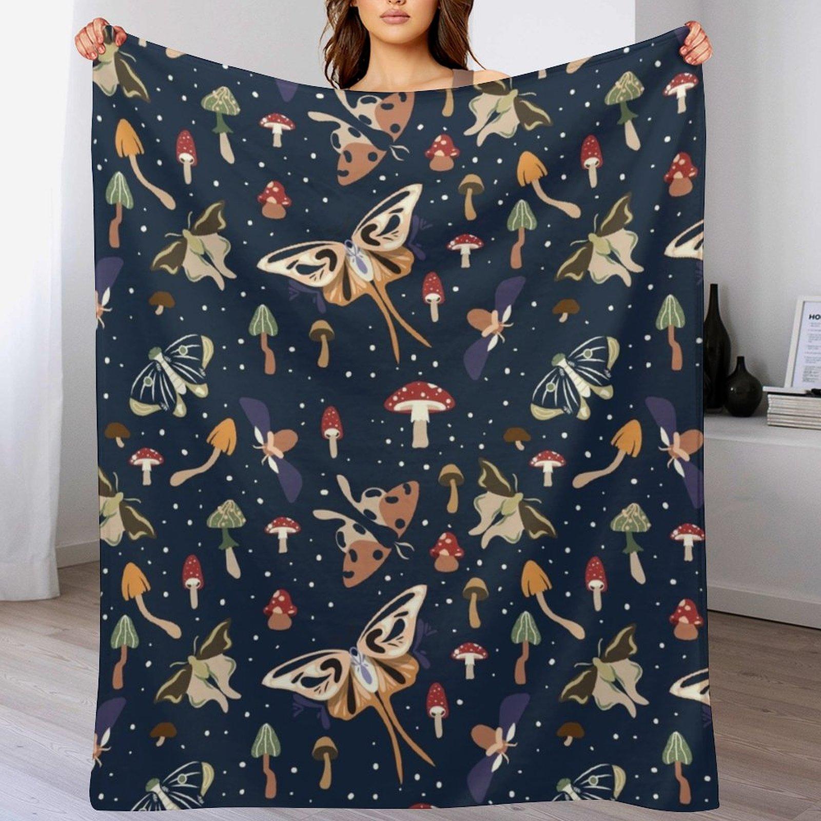 night moths Throw Blanket Mens Soft Warm Throw Blanket for Couch 102x76cm(40x30in)