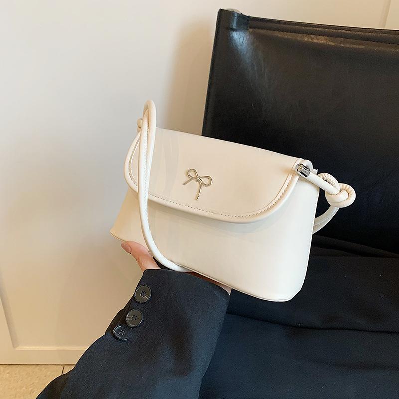 

Underarm bag women s summer versatile 2025 new fashion women s popular one-shoulder crossbody baguette bag this year білий