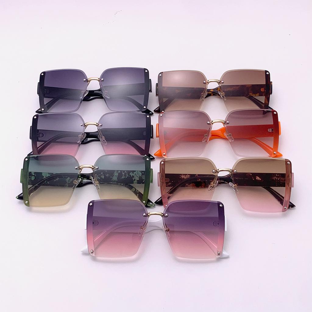 1PC Square Frameless Sunglasses Trendy Large Face New Gradient Sunglasses for Women Retro High-end UV400 Sunglasses