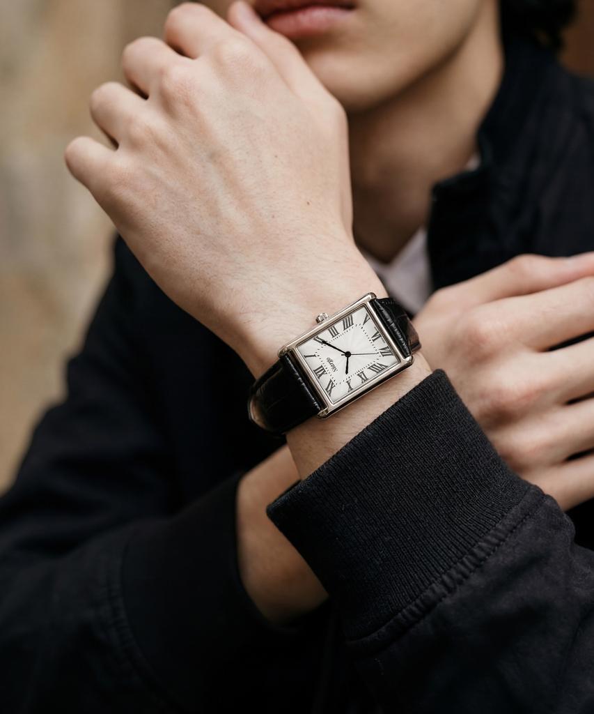 Sialeugo Sg-010L-Sb Fennel Collection Men'S Leather Wristwatch
