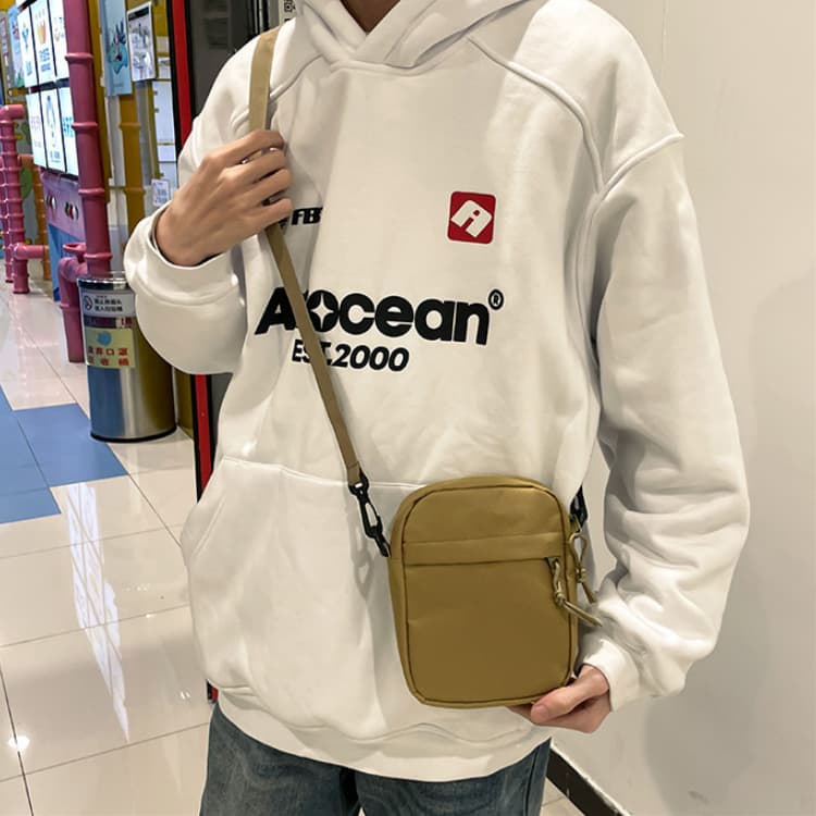 Men's and women's Mori small satchel simple new messenger bag