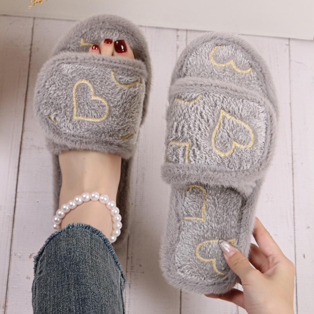 Fashion Slippers for Women Flip Flops Casual Flat Heels Shoes for Women Heart Shaped Fur Short Plush Women Slippers Plus Size