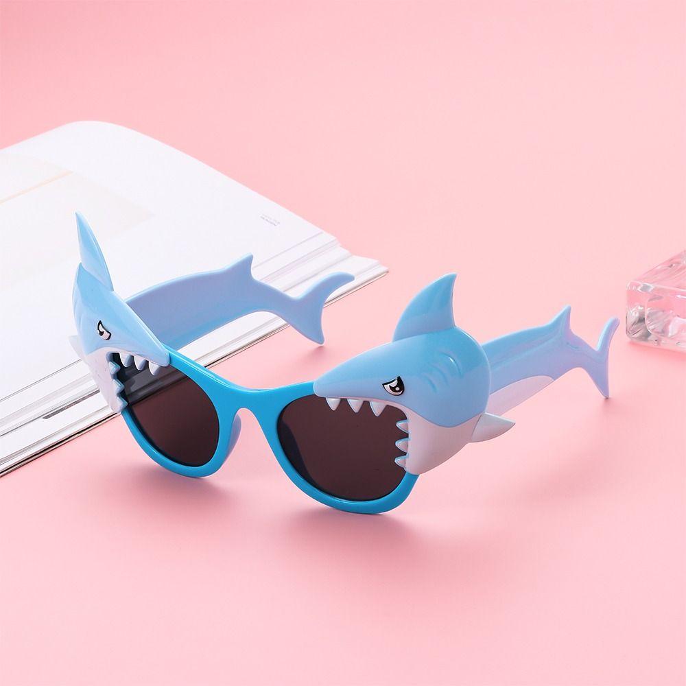 Trendy Funny Pineapple Sunglasses Fruit Design Beach Photo Glasses  for Women & Men