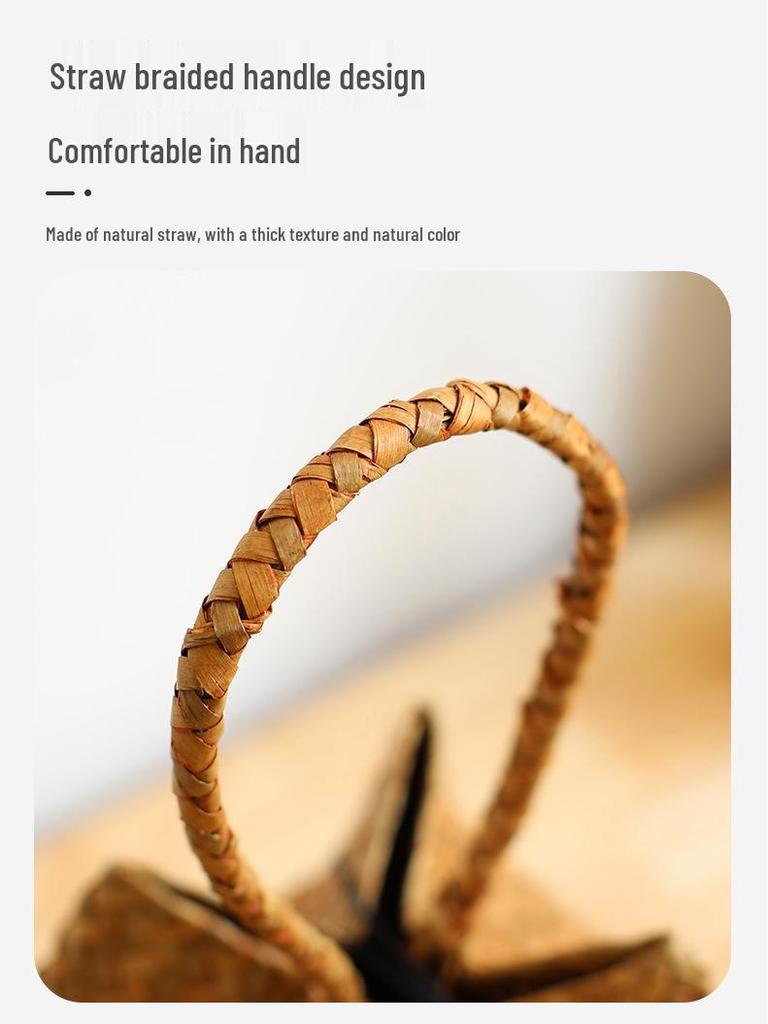 Conjunto de Presente para o Festival do Barco Dragão: Ovos de Pato Salgados, Zongzi e Especialidade Local em Cesto de Mão Trançado em Palha