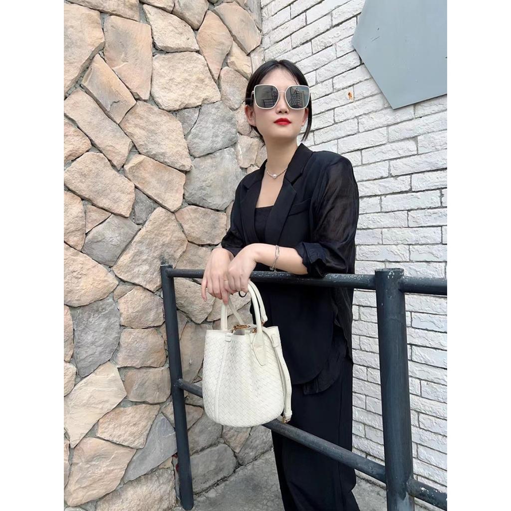 New woven bucket bag leather women's fashion portable messenger bag child and mother bag niche design portable