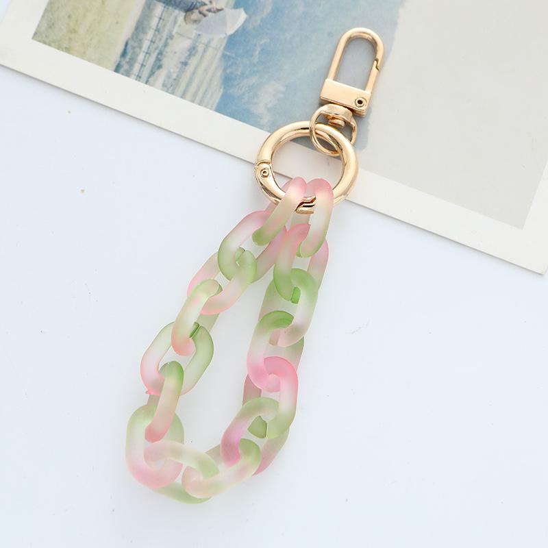 Dreamy Heart Acrylic Keychain: Colorful Seven-Color Buckle for Car Keys & Bag Pendant.