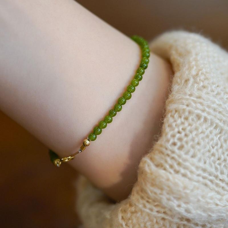 Mini Emerald Bangle with Gold-plated Fine Design, Featuring Jade Beads, Giving A Light Luxury Touch.
