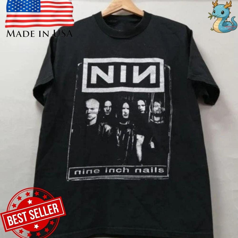 

Nine Inch Nails Repint T-Shirt NIN Rock Band Graphic Retro Tee Unisex T-Shirt M